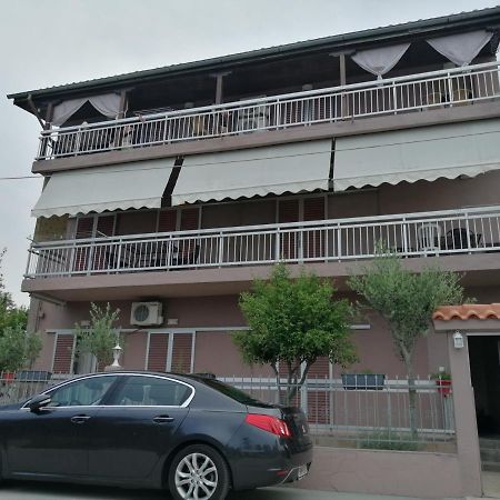Ο Ακλόνητος Aparthotel Néa Meságkala Екстериор снимка