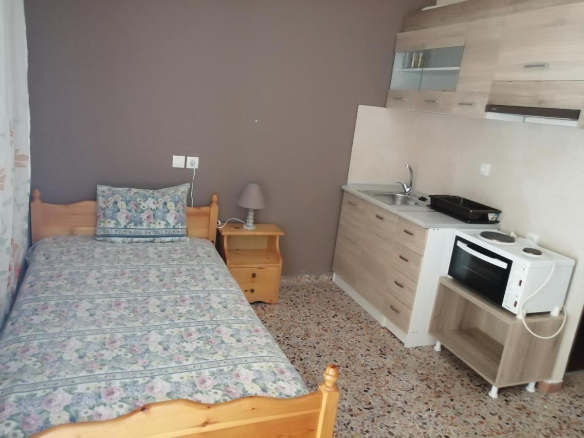 Ο Ακλόνητος Aparthotel Néa Meságkala Екстериор снимка