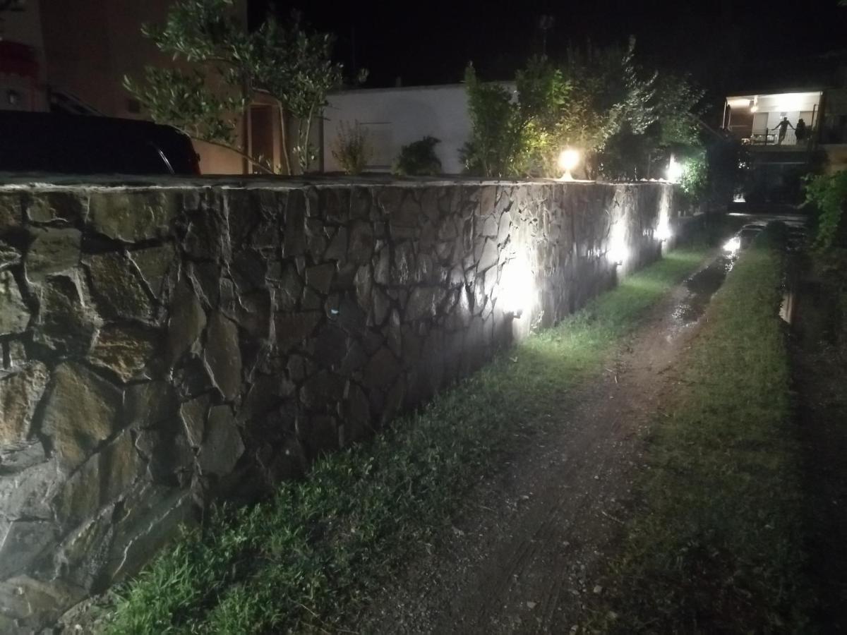 Ο Ακλόνητος Aparthotel Néa Meságkala Екстериор снимка